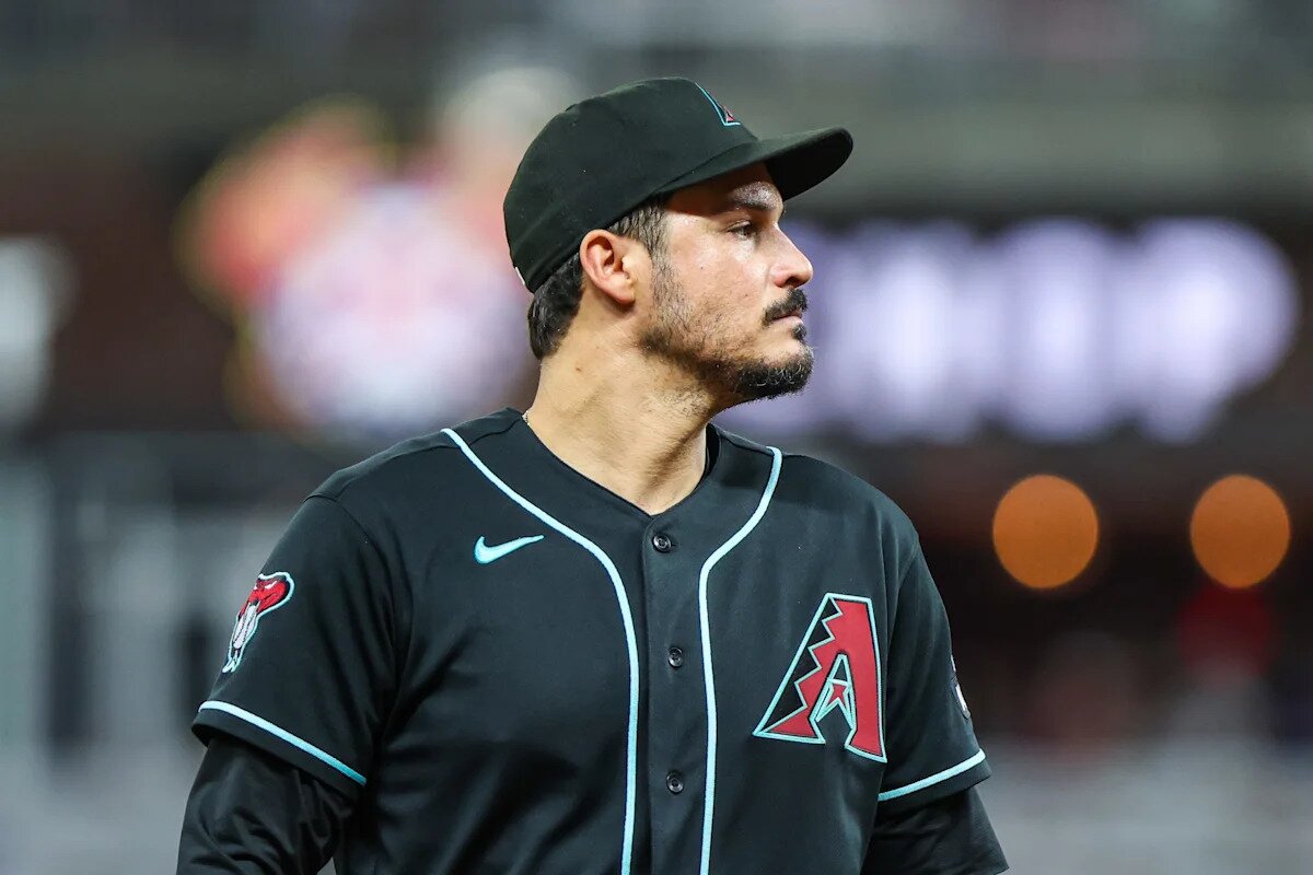 Arenado homers twice, E-Rod gets win as Diamondbacks hammer Braves
