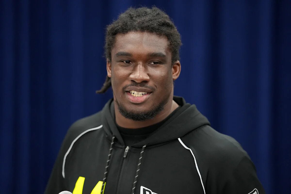 Patriots rookie Gabe Jacas reacts to being called out by Mike Vrabel