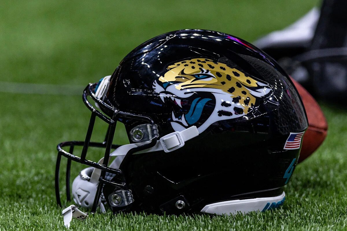 Former Jaguars' Pro Bowl wide receiver announces retirement from NFL