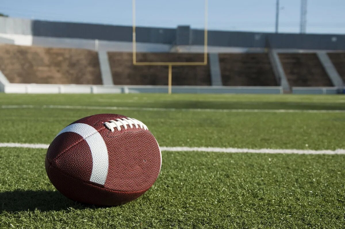Football ballot, vote now for Middlesex 2026 preseason top player