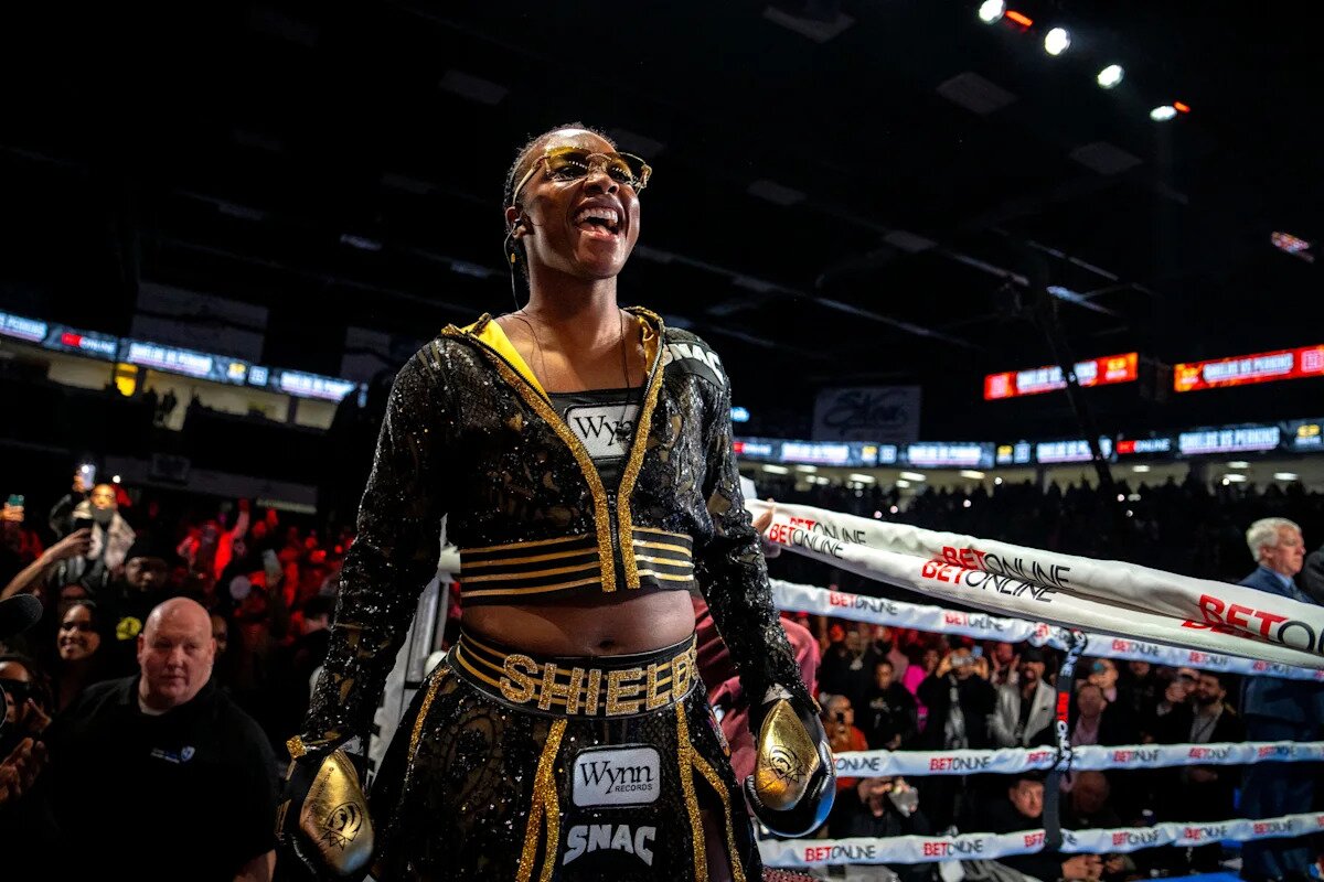 Claressa Shields vs. Kaye Scott main event: Ring walk, fight time