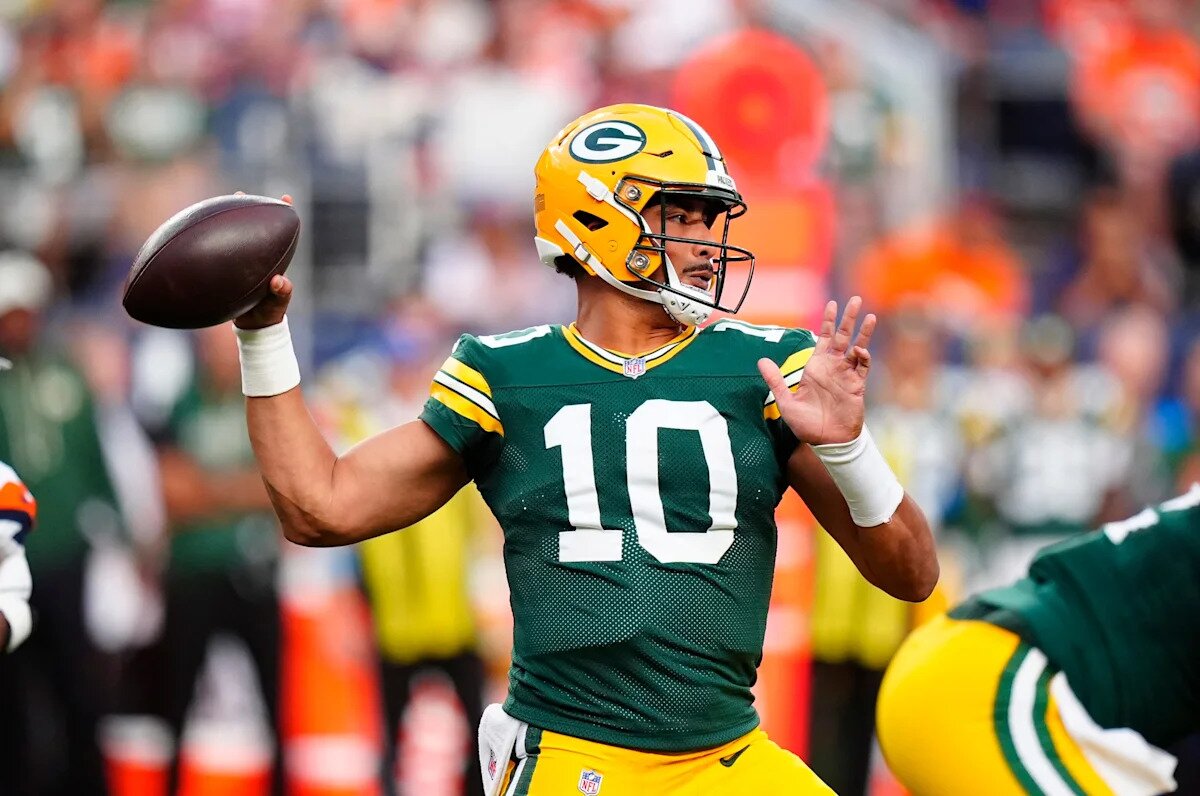 Is Packers QB Jordan Love undervalued? An ESPN NFL analyst makes claim.