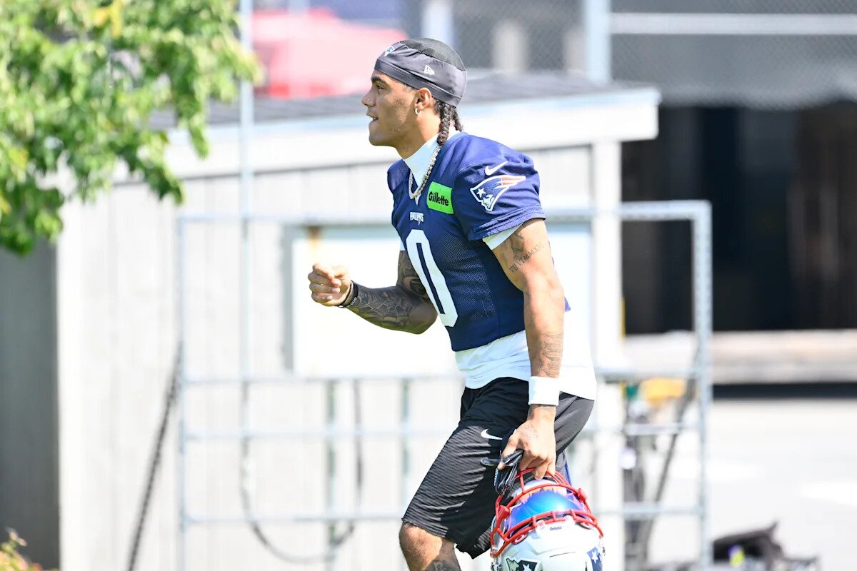 Mike Vrabel reveals real reason Christian Gonzalez missed practice