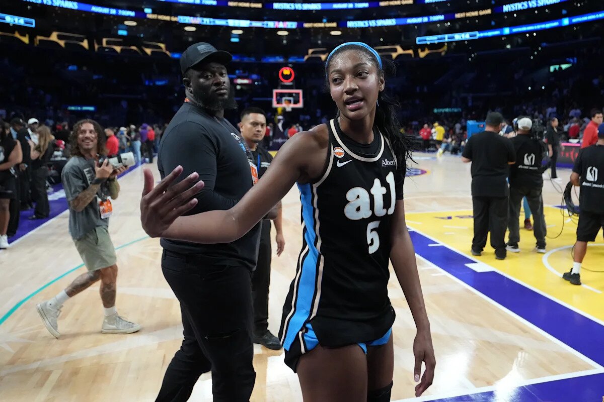 Angel Reese's mind-boggling 26-rebound game broke 2 historic WNBA records in 1 night