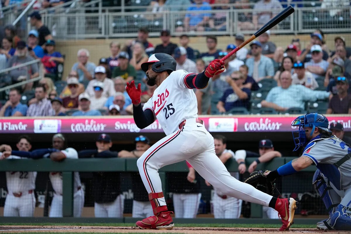 Twins bring All-Star CF Byron Buxton back from the injured list for the Field of Dreams game