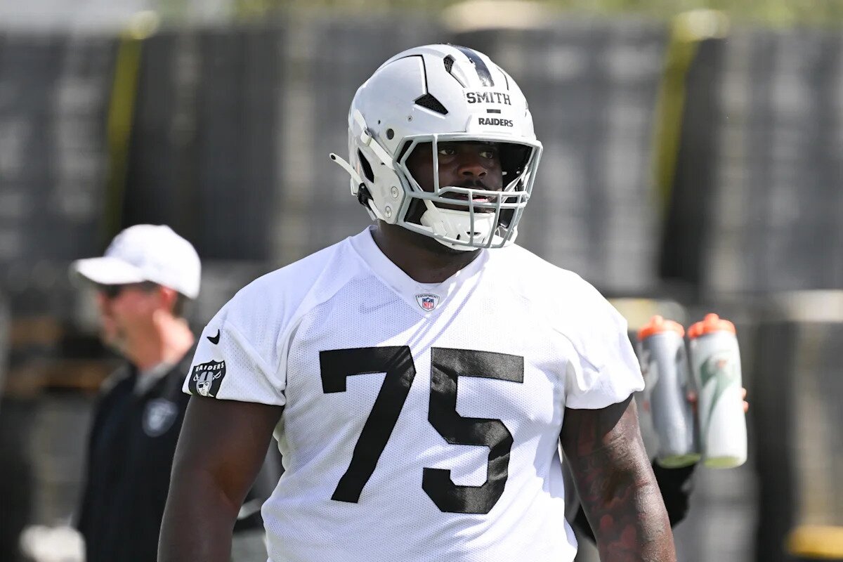 Raiders DT Adam Butler says rookie reminds him of NT of 'Patriots dynasty' days