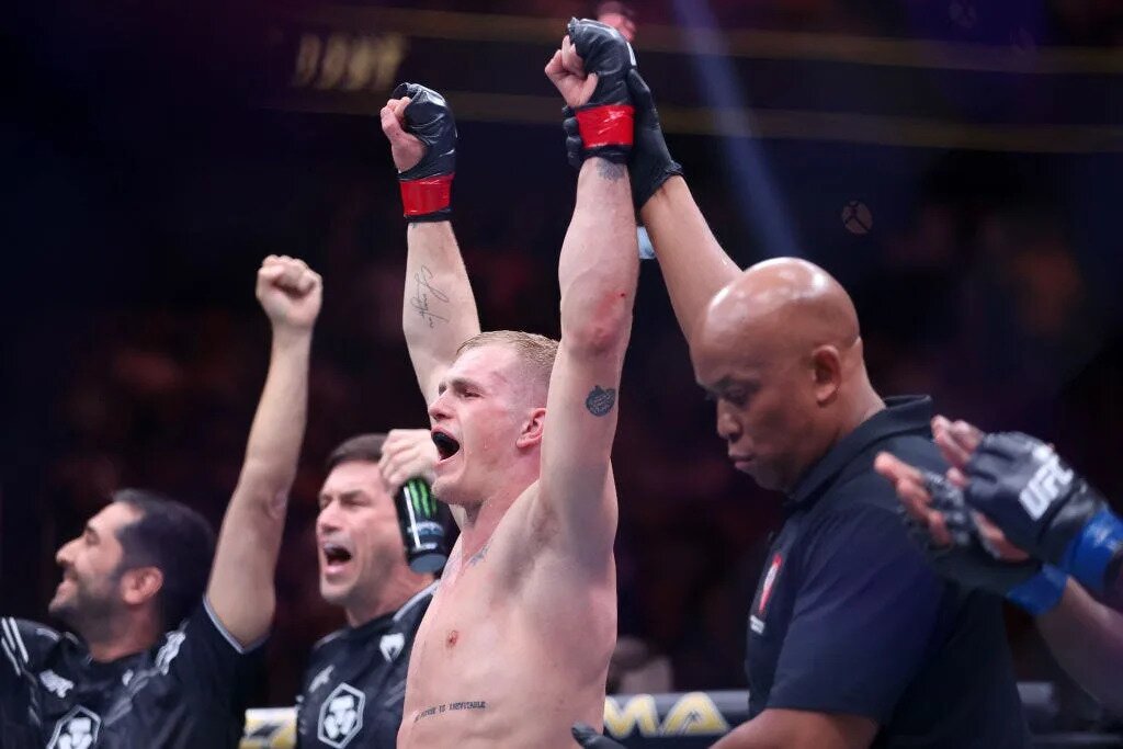 Ian Machado Garry eyes long title reign as double champs are 'less special now