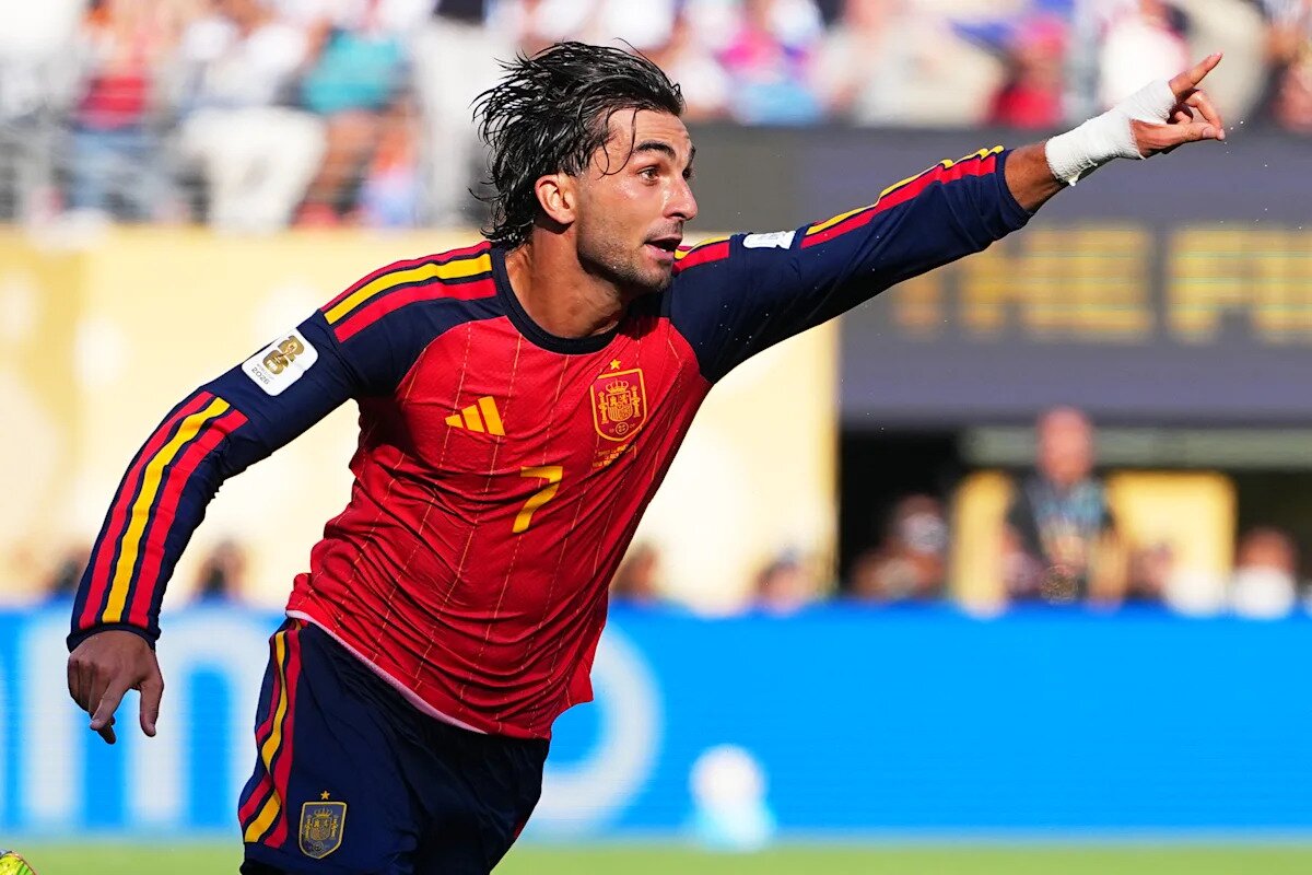 PSG bolsters star-studded attack by signing World Cup winner Ferran Torres from Barcelona