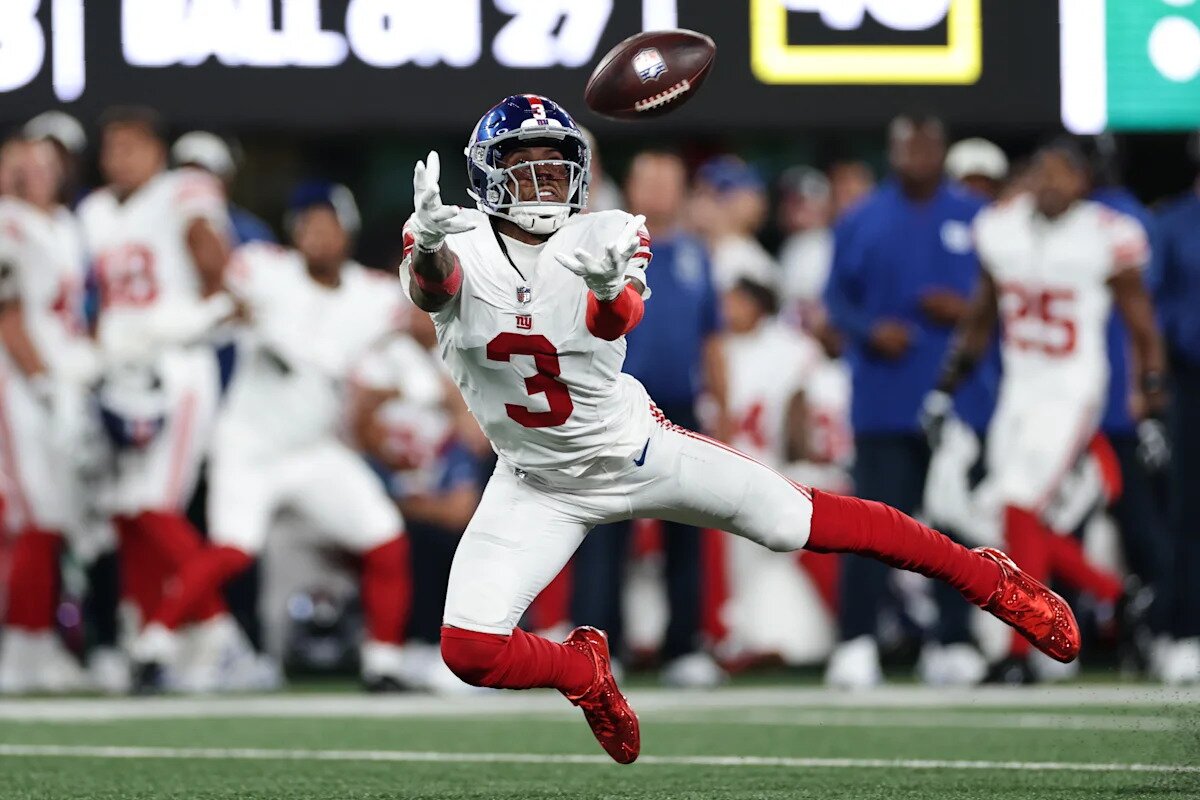 Odell Beckham Jr. makes the New York Giants' 53-man roster, AP source says