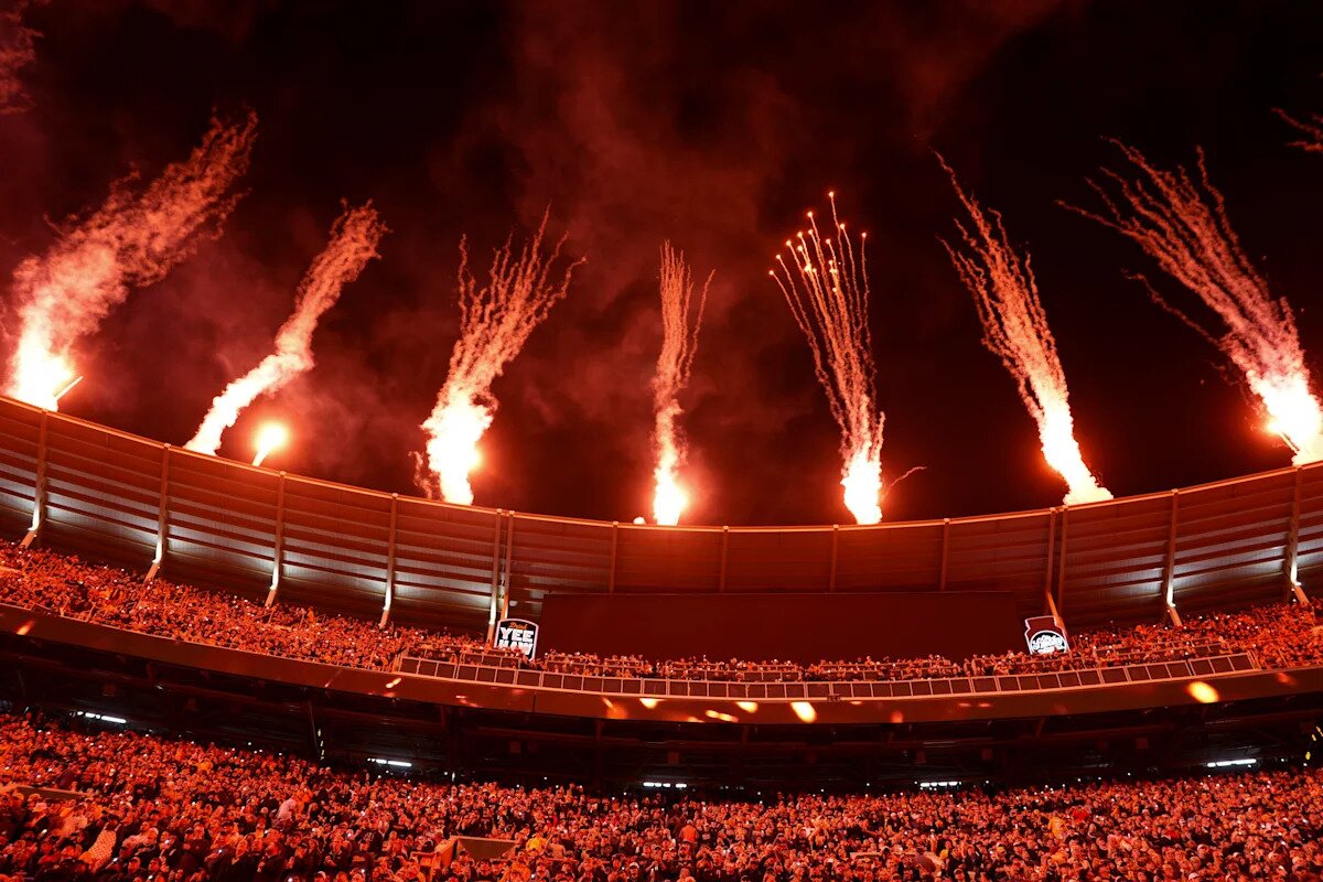 Tennessee football parking and traffic flow changes to know for Neyland Stadium