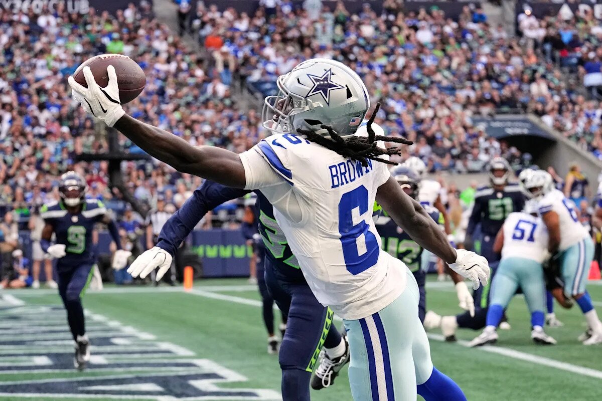 Camden Brown stands out for Cowboys with 2 touchdown catches in 17-7 preseason win against Seahawks