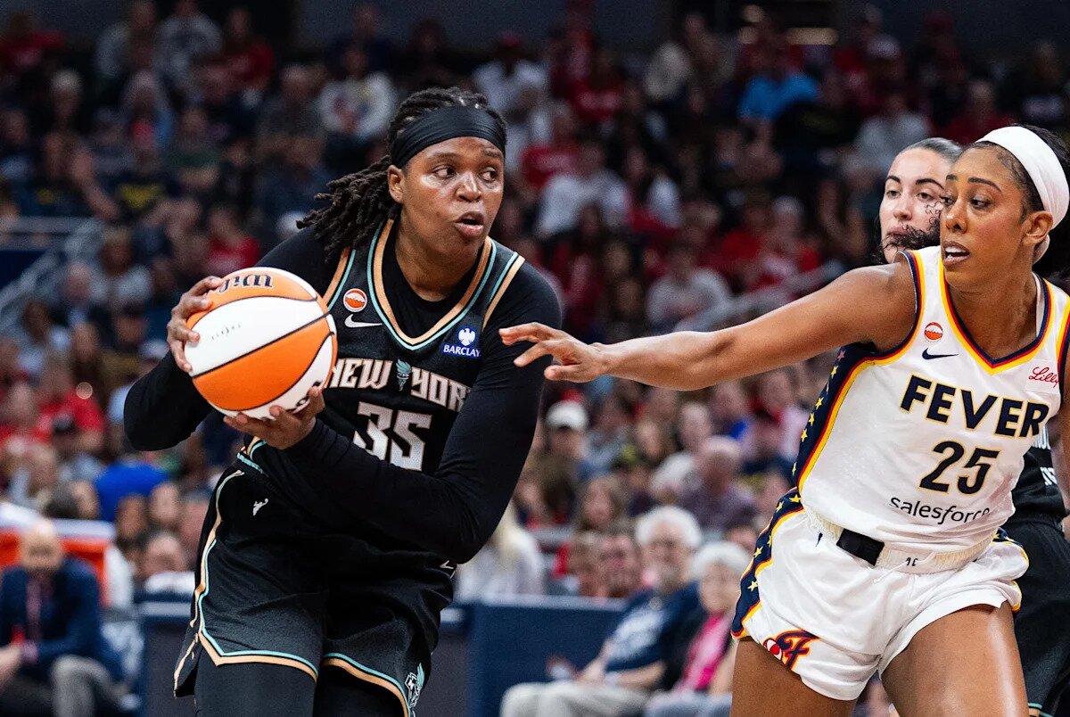 Jonquel Jones’ reaction to WNBA referee sparks rare technical foul