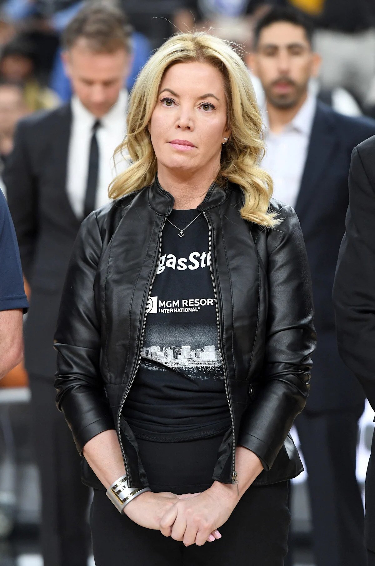 Jeanie Buss will remain Lakers' governor despite sale of team