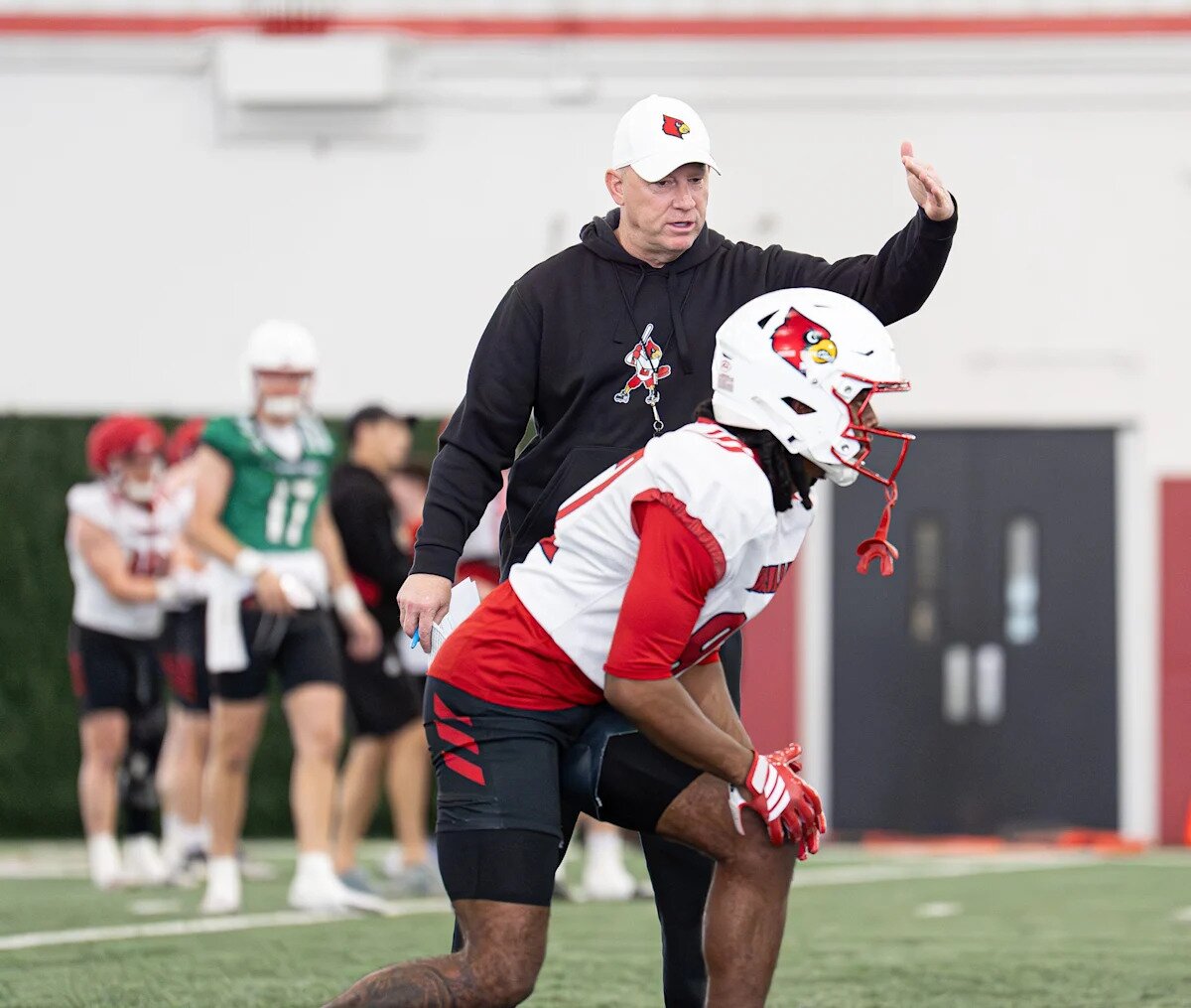 Louisville football's 'For The Ville' jersey sparks mixed fan reaction
