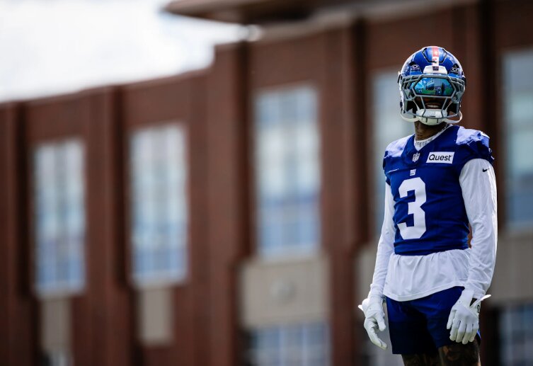 Who are the five must-see players at NY Giants camp in West Virginia?