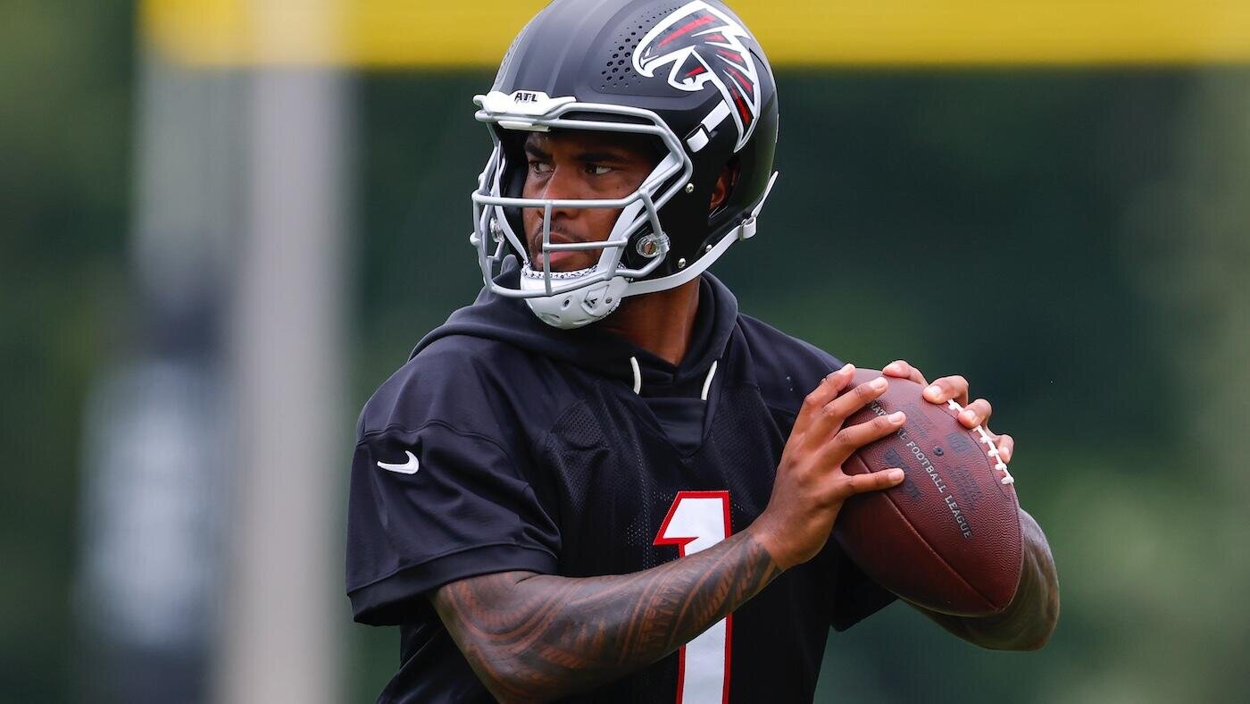 Falcons sign veteran QB with Tua Tagovailoa working through injury, Michael Penix Jr. still out of team drills
