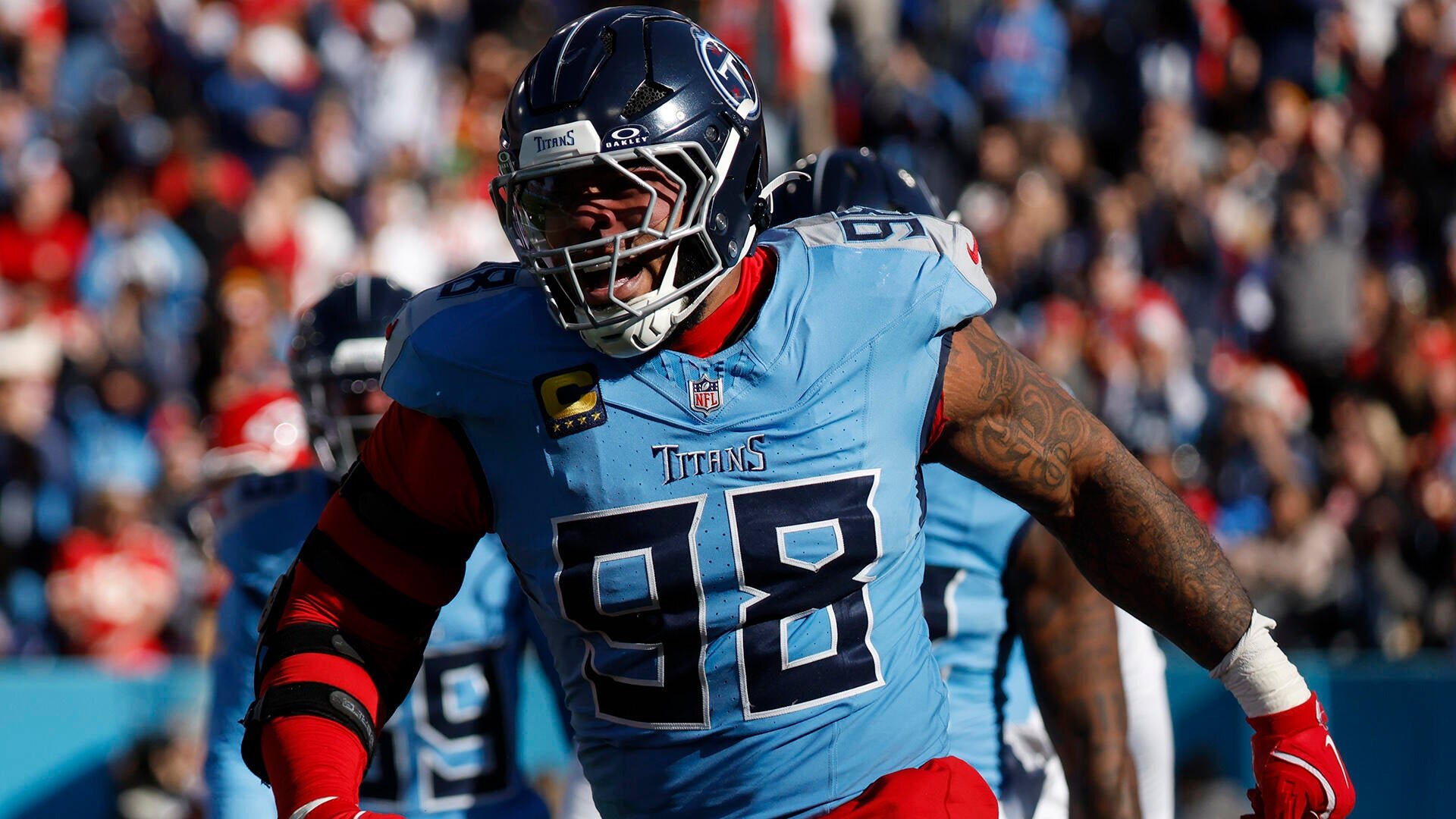 Titans' Jeffery Simmons ejected from practice for throwing punch at JC Latham