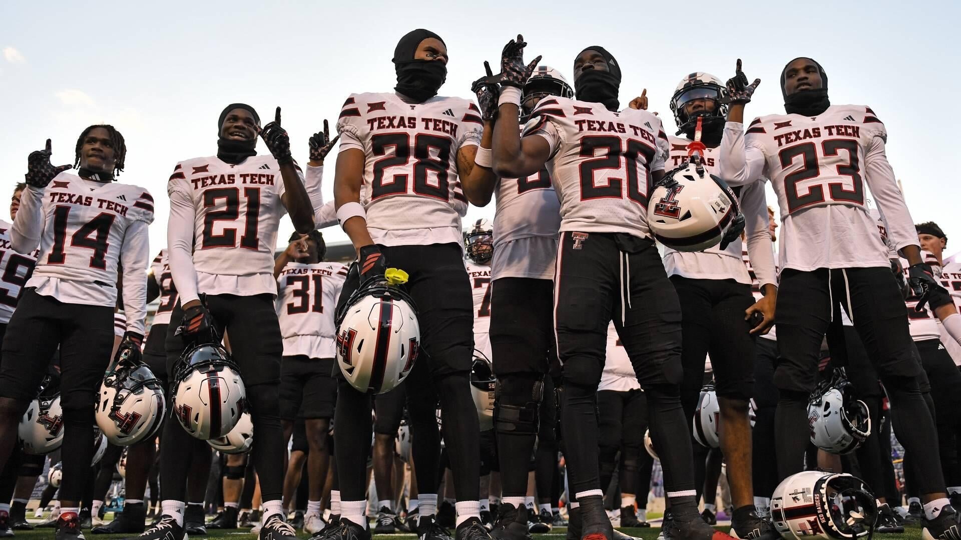 Which college football teams can go undefeated in 2026? Here are 10 potential candidates