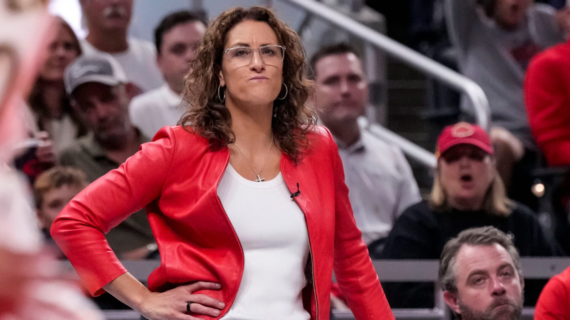 Fever coach Stephanie White fires back at critics, receives backing from Caitlin Clark, Sophie Cunningham
