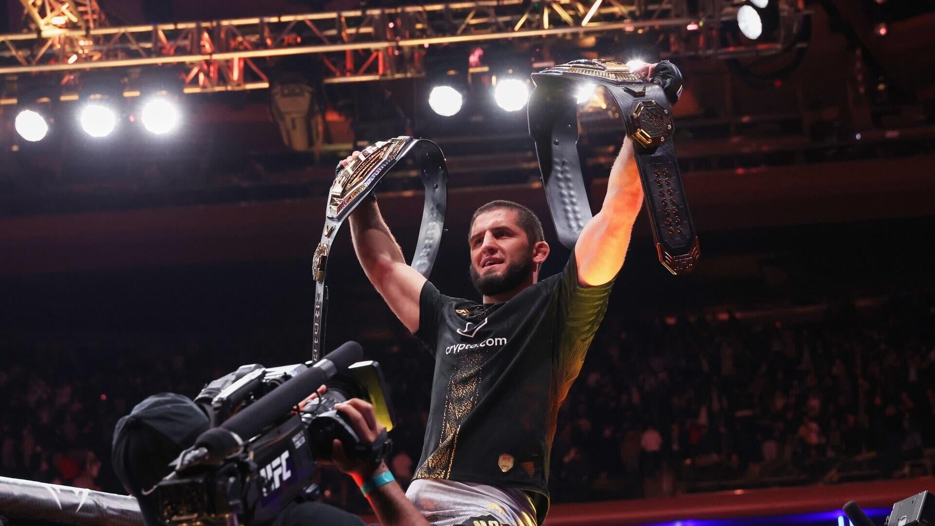 UFC 330 odds, predictions, time: Islam Makhachev vs. Ian Machado Garry picks by elite MMA expert