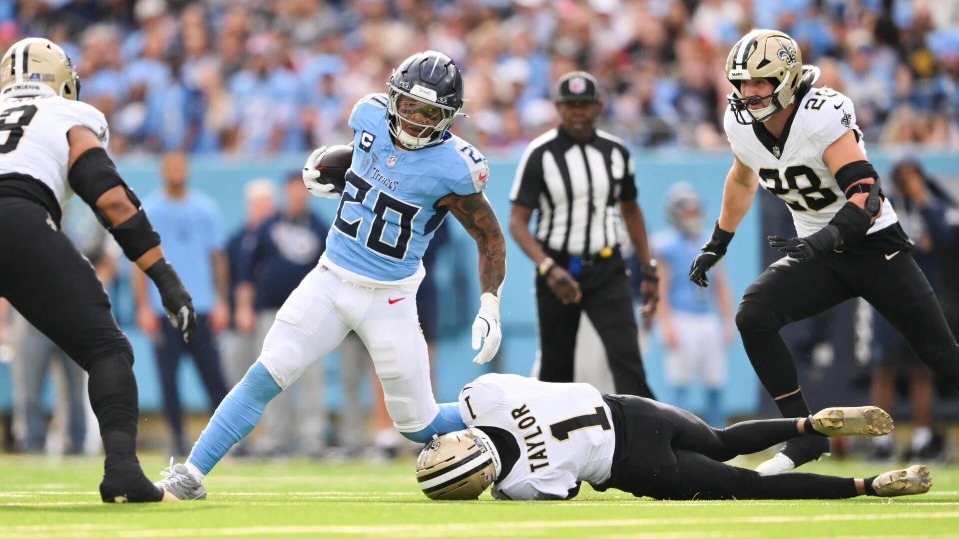 Fantasy football rankings 2026: Sleepers from computer that nailed De'Von Achane's outstanding year
