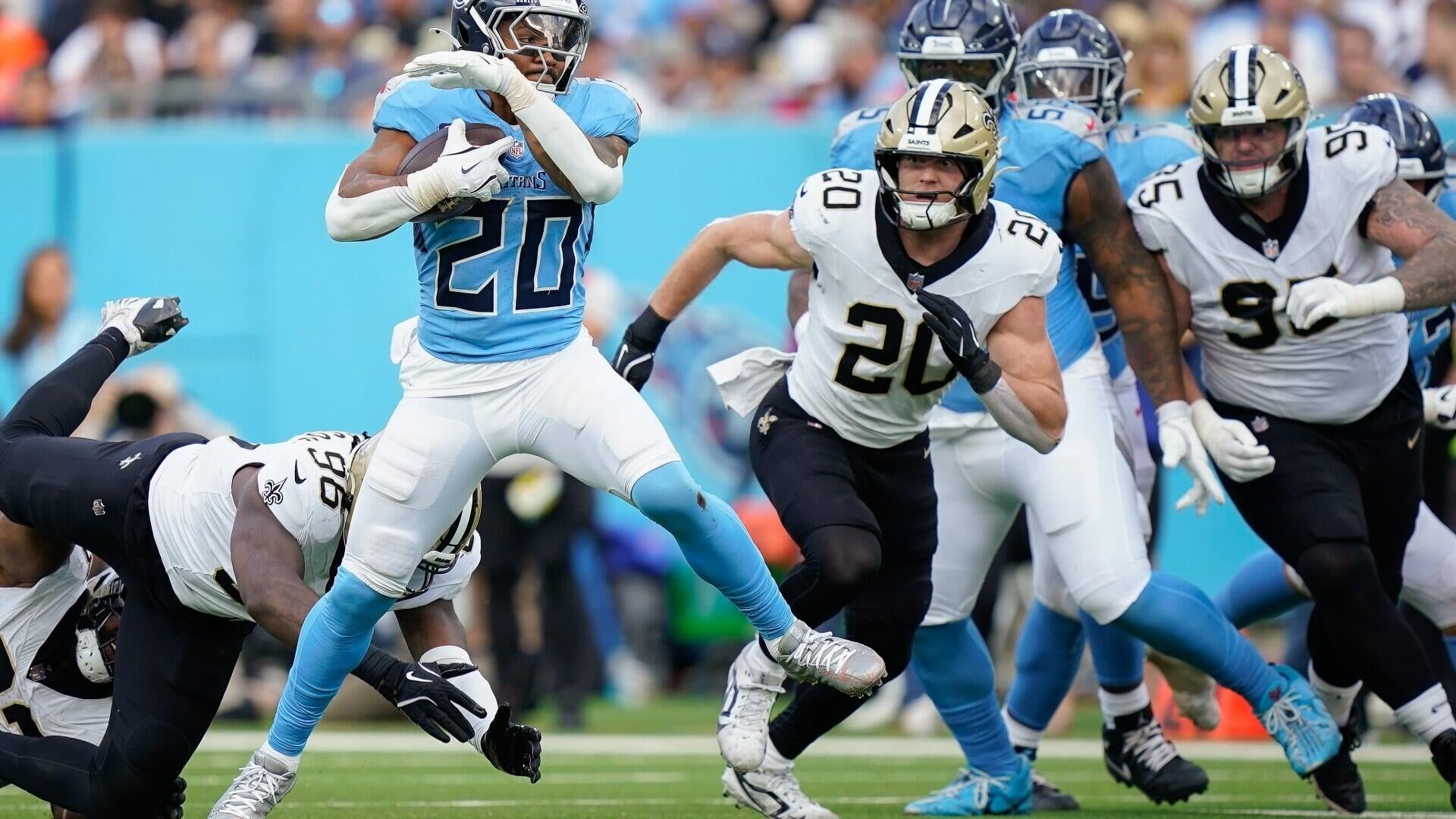 Fantasy football rankings 2026: Top sleepers per the model that nailed De'Von Achane's big year