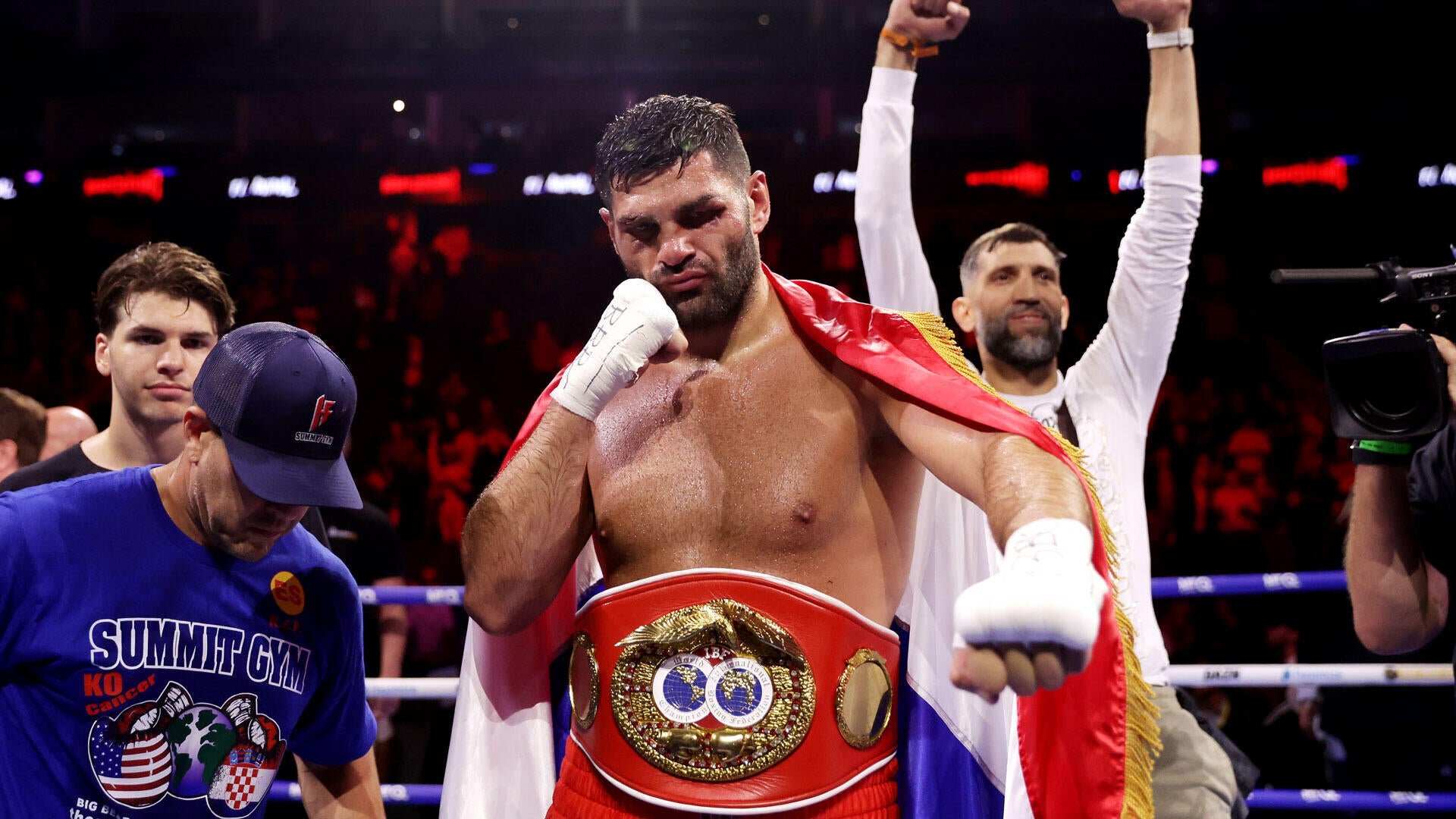 Filip Hrgovic scores stunning late TKO of Moses Itauma to claim vacant IBF heavyweight title