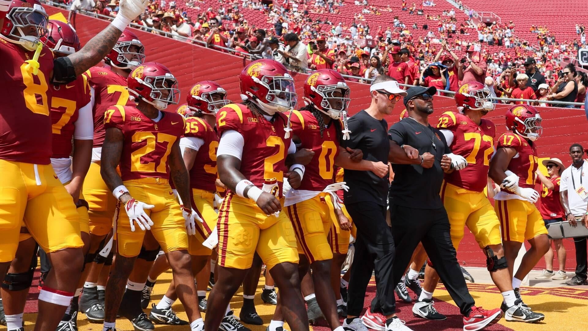 USC's empty seats show fans still haven't bought in on Lincoln Riley's hype for 2026