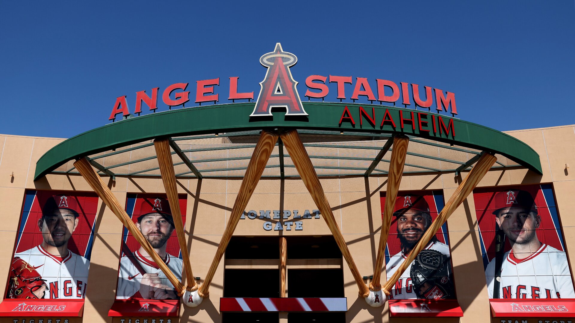 Arte Moreno selling Angels for record $4B: Rams' Stan Kroenke takes over MLB team with longest playoff drought