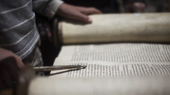 Over a dozen Torah scrolls stolen from synagogue in Paris suburb