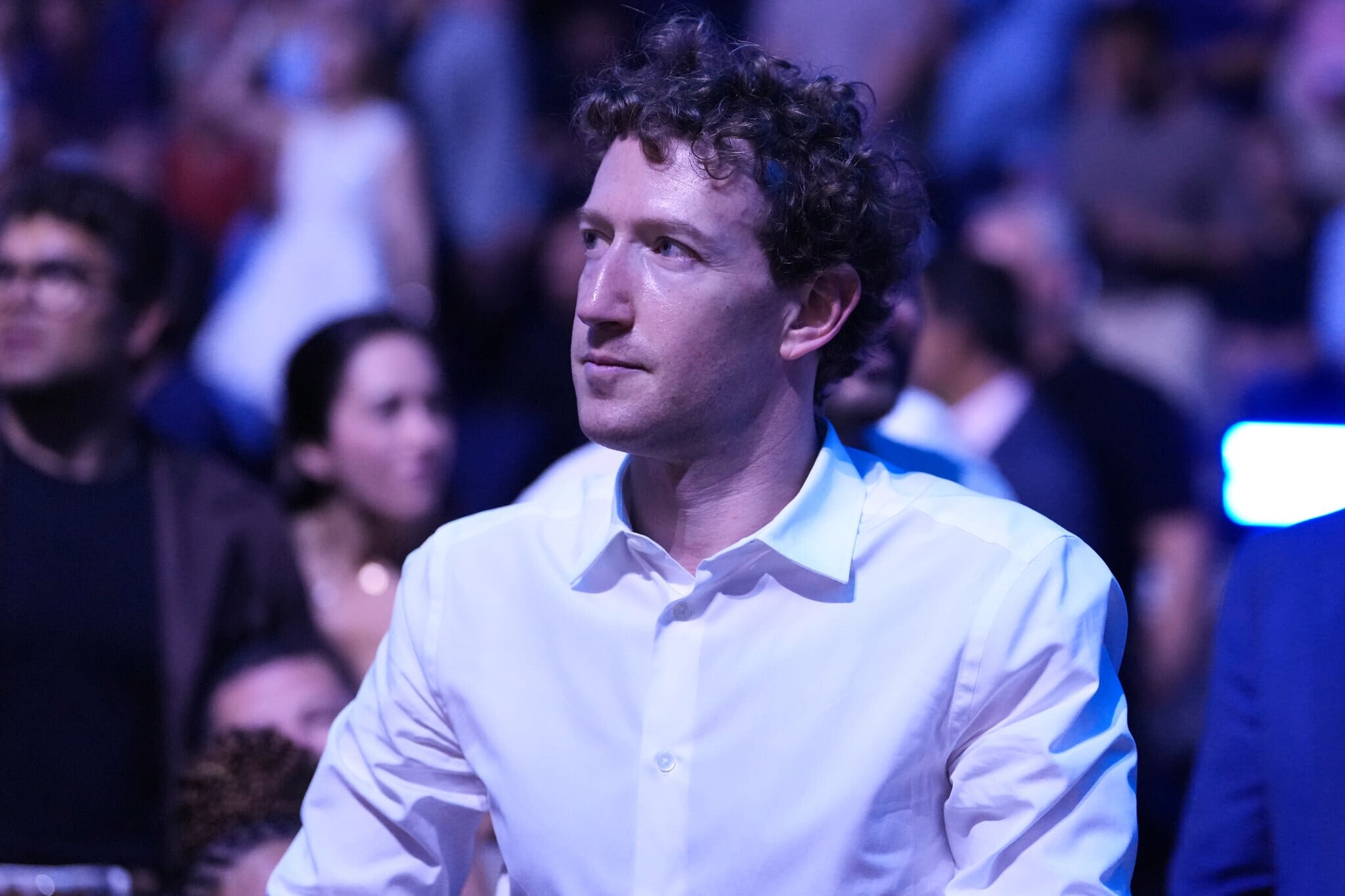 Mark Zuckerberg’s luxury yacht draws ire after failing to aid stranded Alaska boat