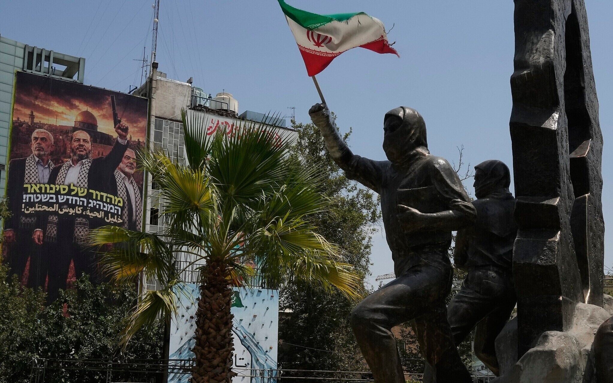 Deal said in the works to revive US-Iran MOU, open Hormuz for 60 days without fees