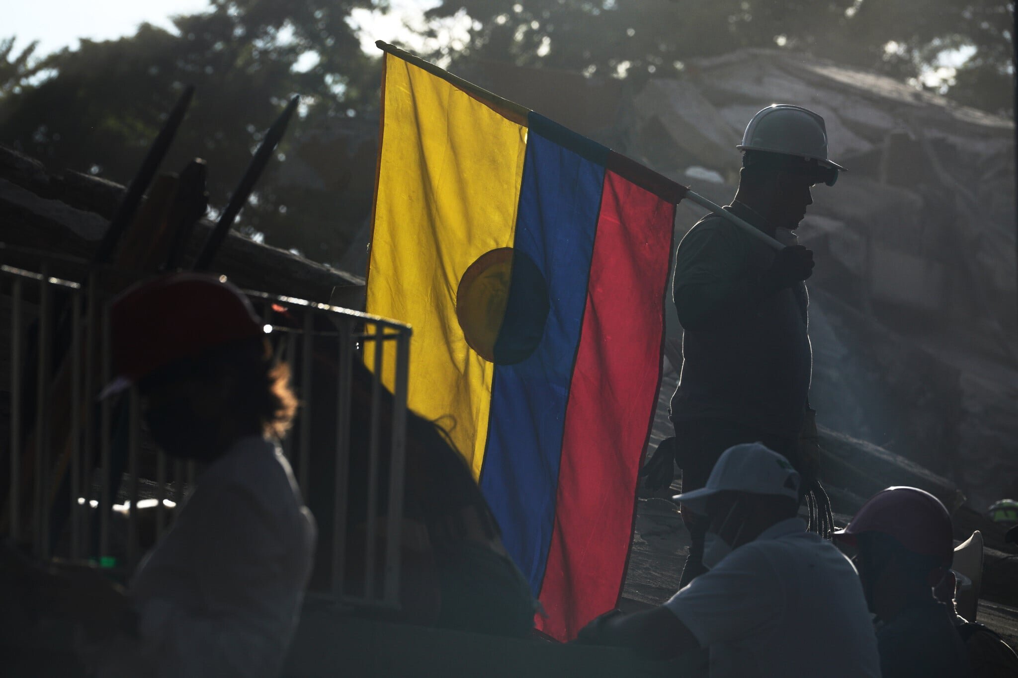 Hopes fade in Colombia as critical window to find quake survivors shuts