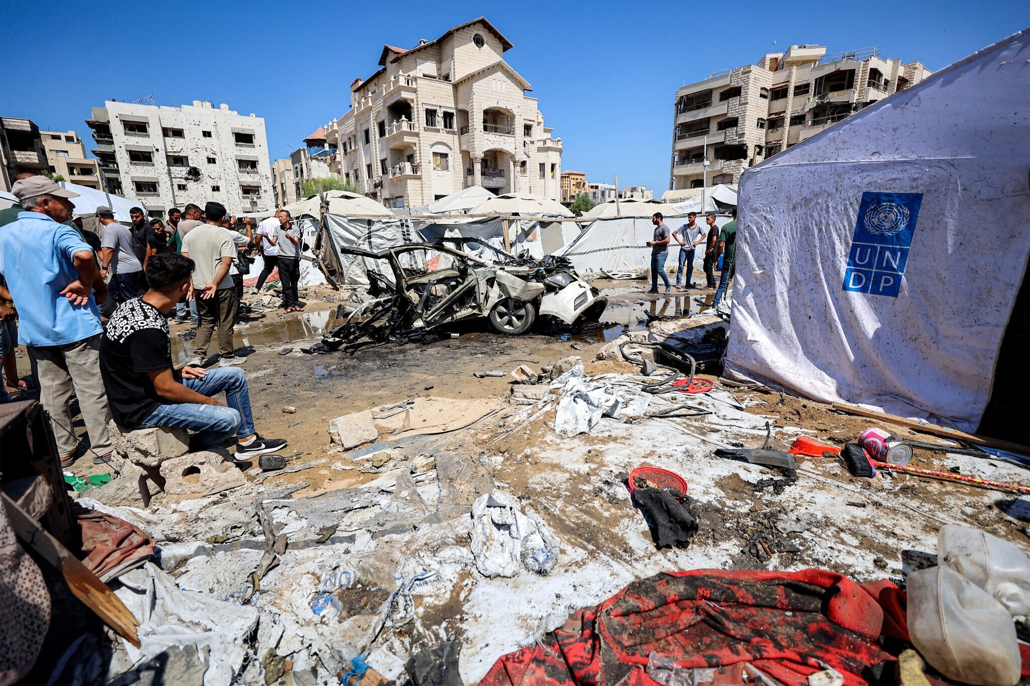 IDF strikes Gaza as Hamas official captured in reported raid by Israel-backed militia; 3 said killed