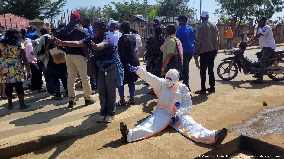 Ebola: Africa CDC plans to use vaccine for different strain as outbreak spreads