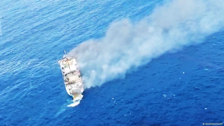 Indonesia: Passengers rescued after Bali ferry catches fire