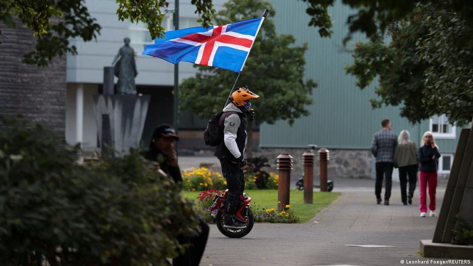 Iceland voters reject EU accession talks