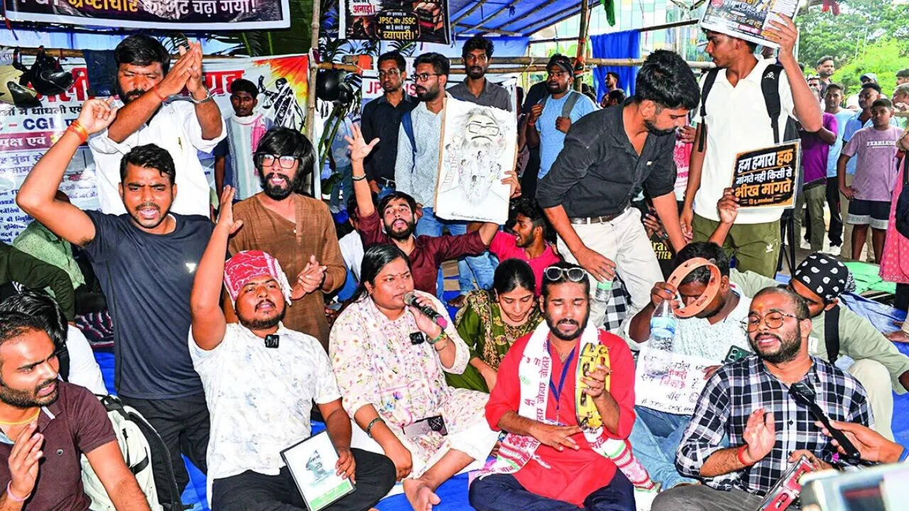 Rahul reaches out to Gen Z through Instagram, backs student protest in Jharkhand