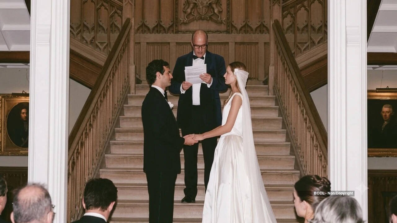 Serena Wardell marries at ancestral Irish castle with silk flowers