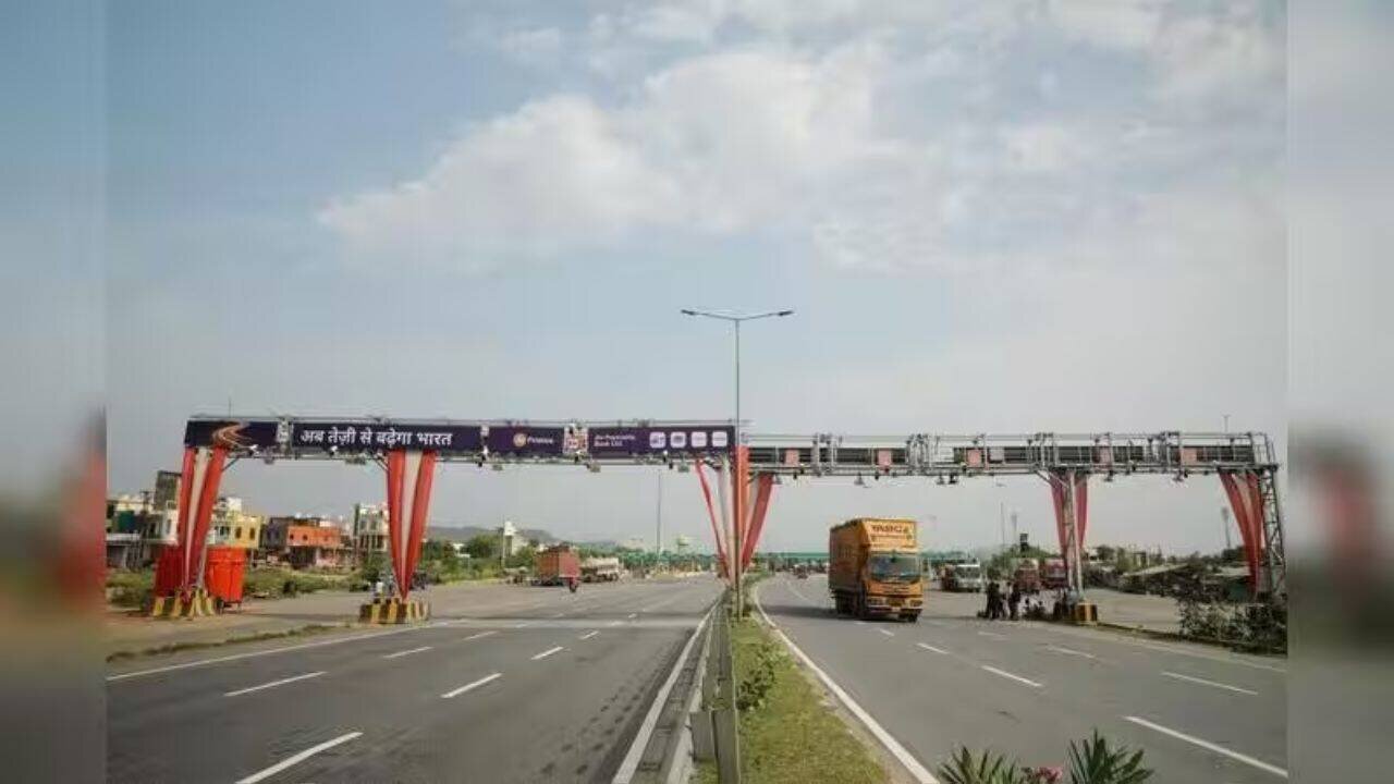 Barrierless tolling makes road users fall in line, drop in number of e-notices at plazas