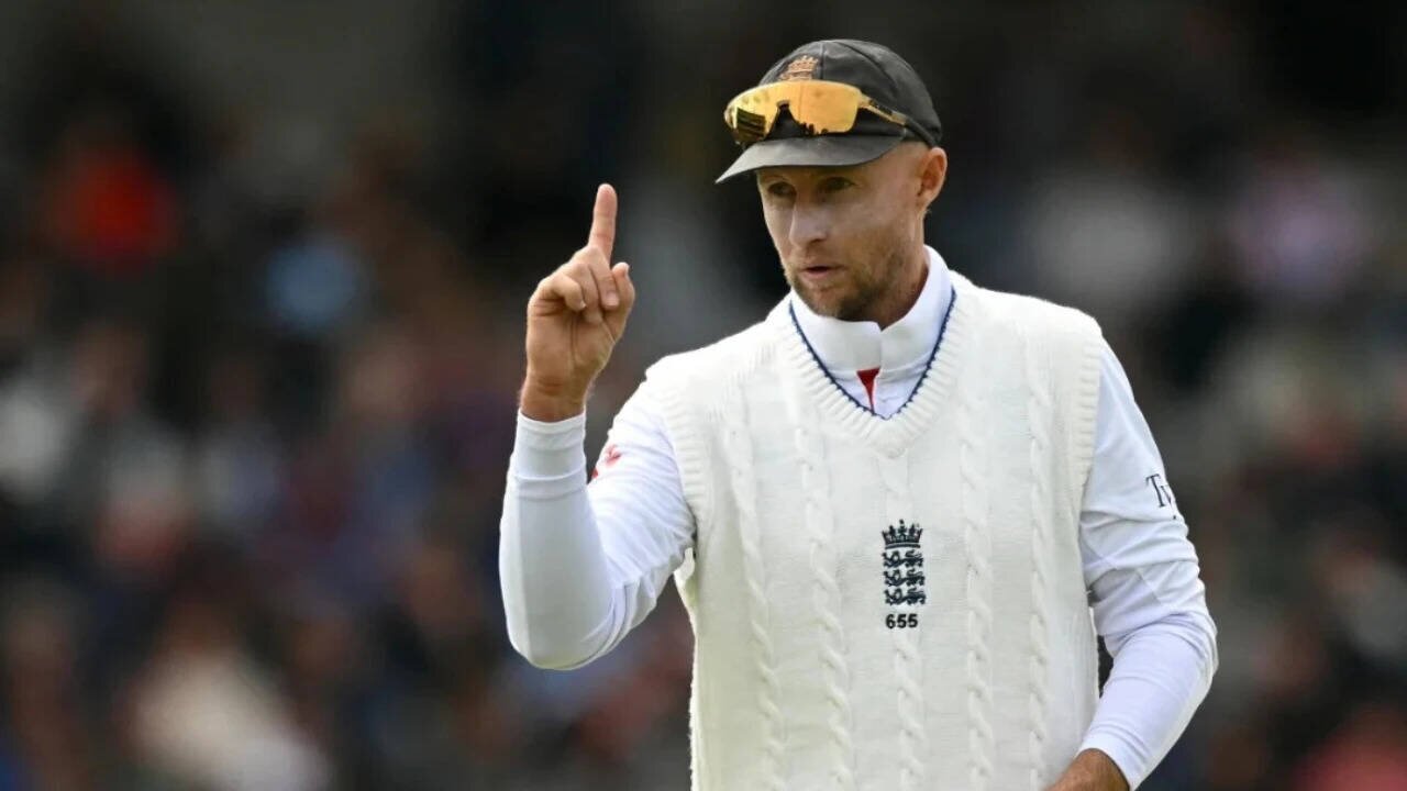 Joe Root creates history in Headingly against Pakistan