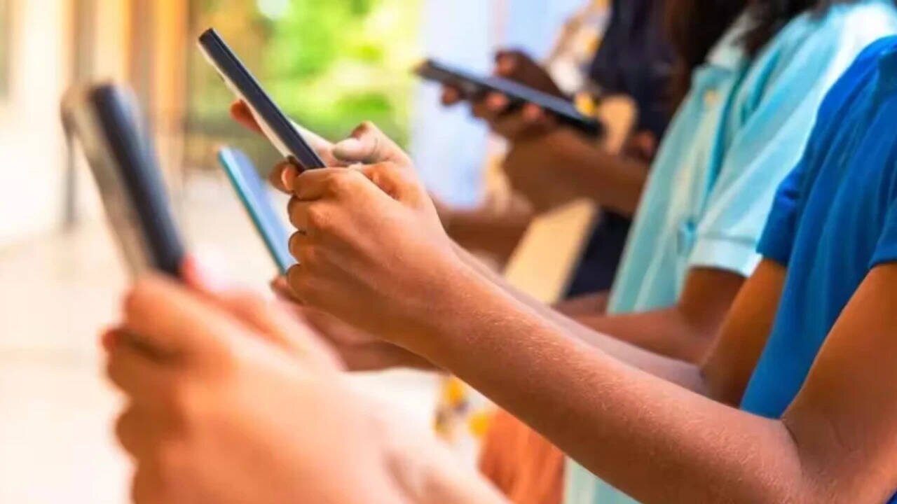 These are the 10 top-selling smartphones across the world right now