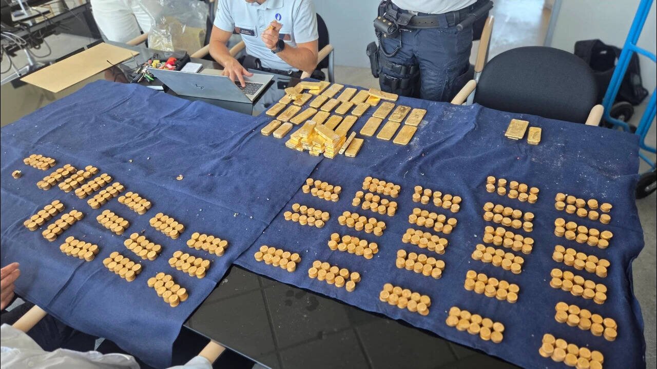 Belgium workers uncover $10 million in gold during sewer construction