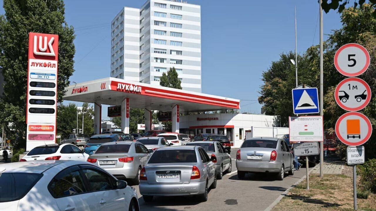 Russia has oil, so why is it importing petrol from India