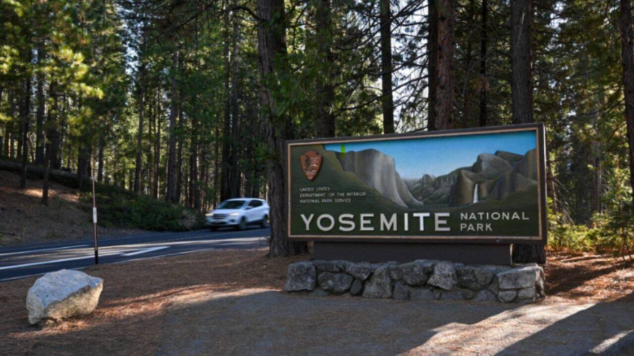 Developer bought 83 acres near Yosemite for $4m; US weighs land swap for road