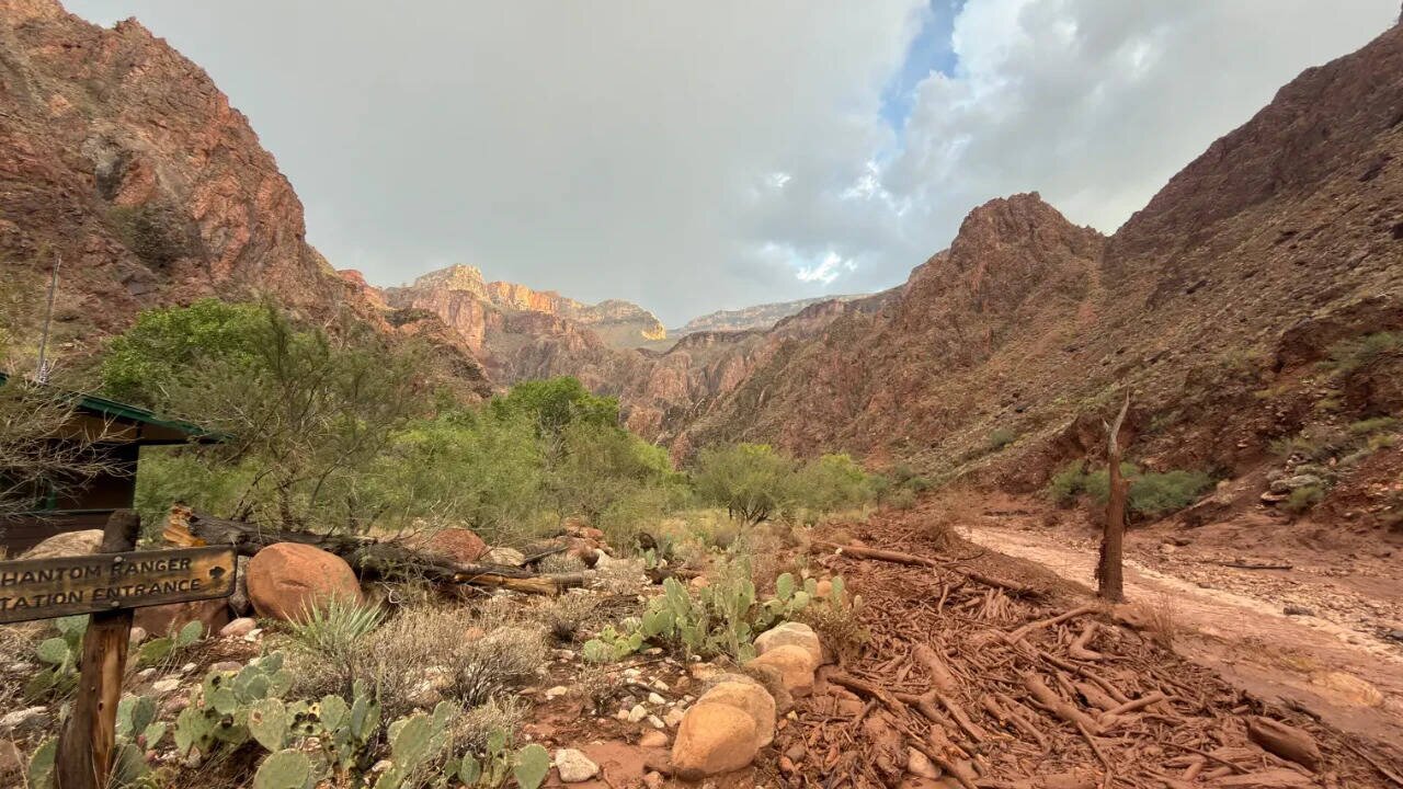 15 missing, 62 evacuated after flash flood hits Grand Canyon; more storms feared