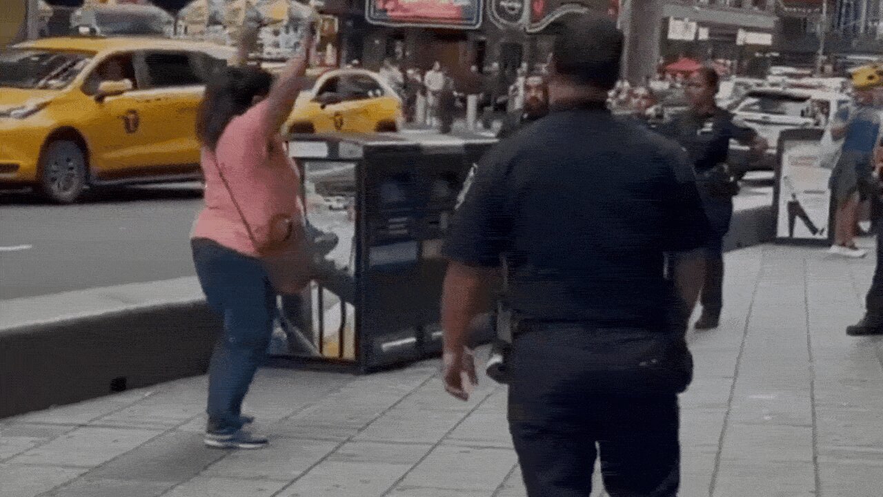 Times Square stabbing: 1 killed, 1 critically injured; suspect shot dead by NYPD