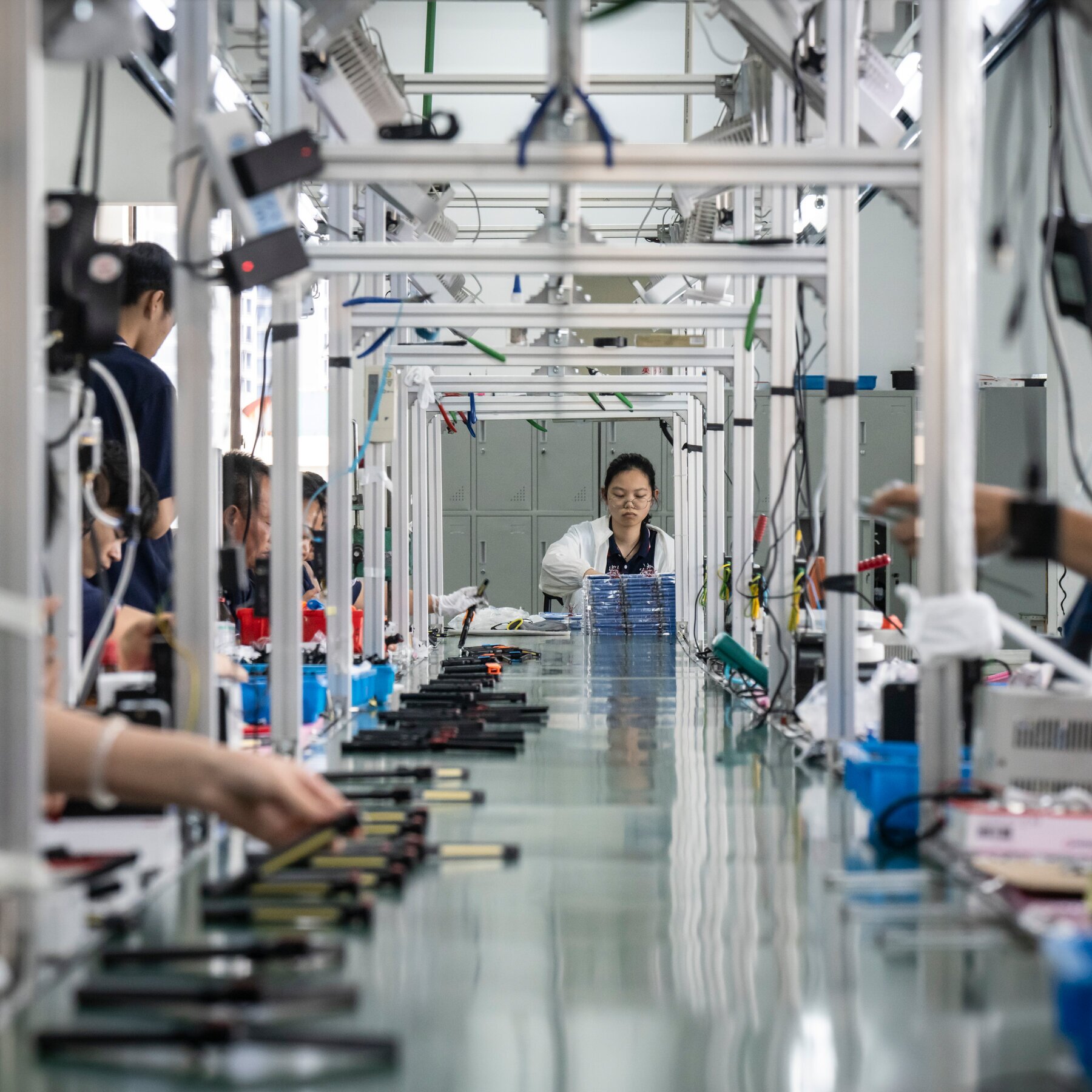 China, Its Economy Stumbling, Signals Only Cautious Support