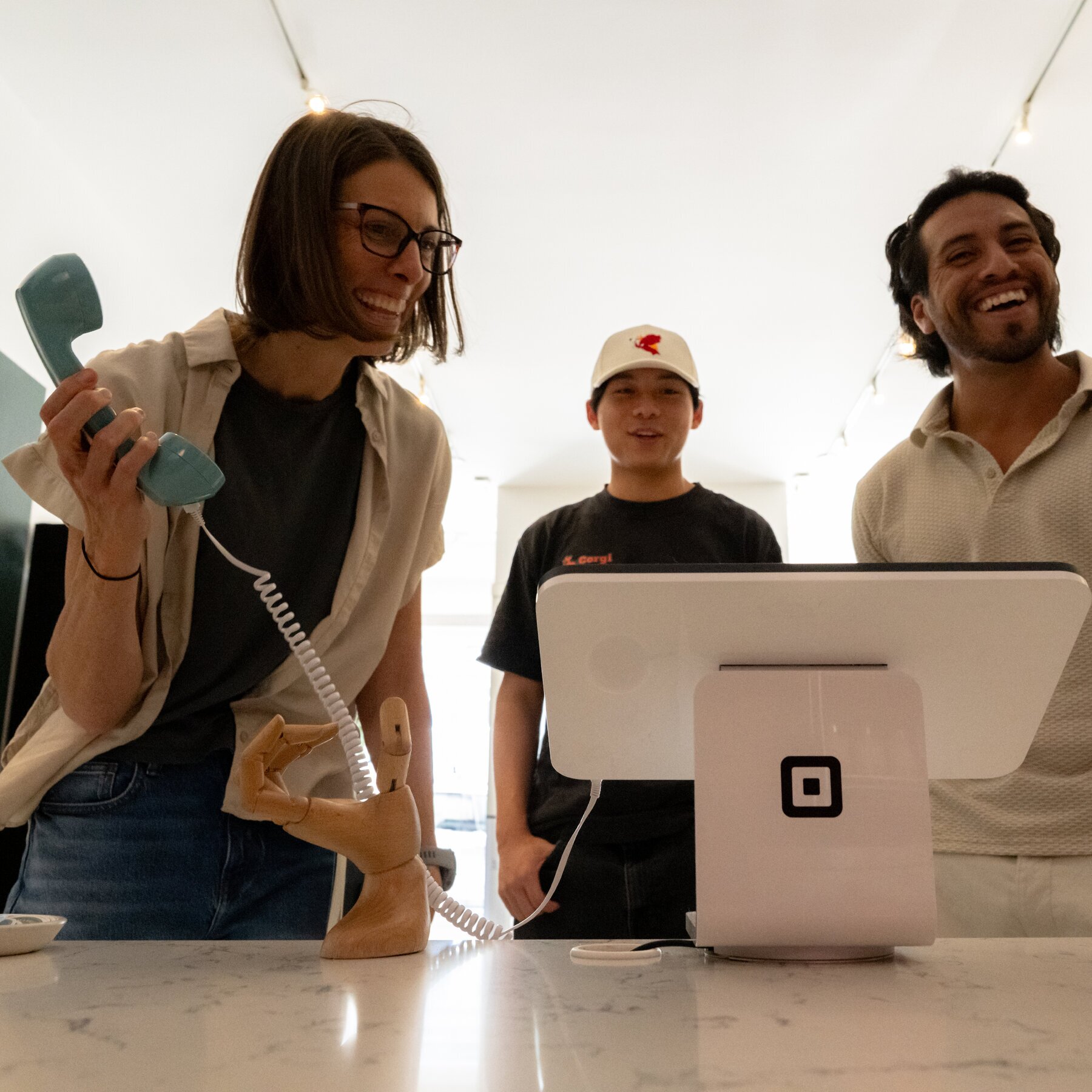 These Employees Like Their A.I. Boss. Its Shop Is Kind of a Disaster.