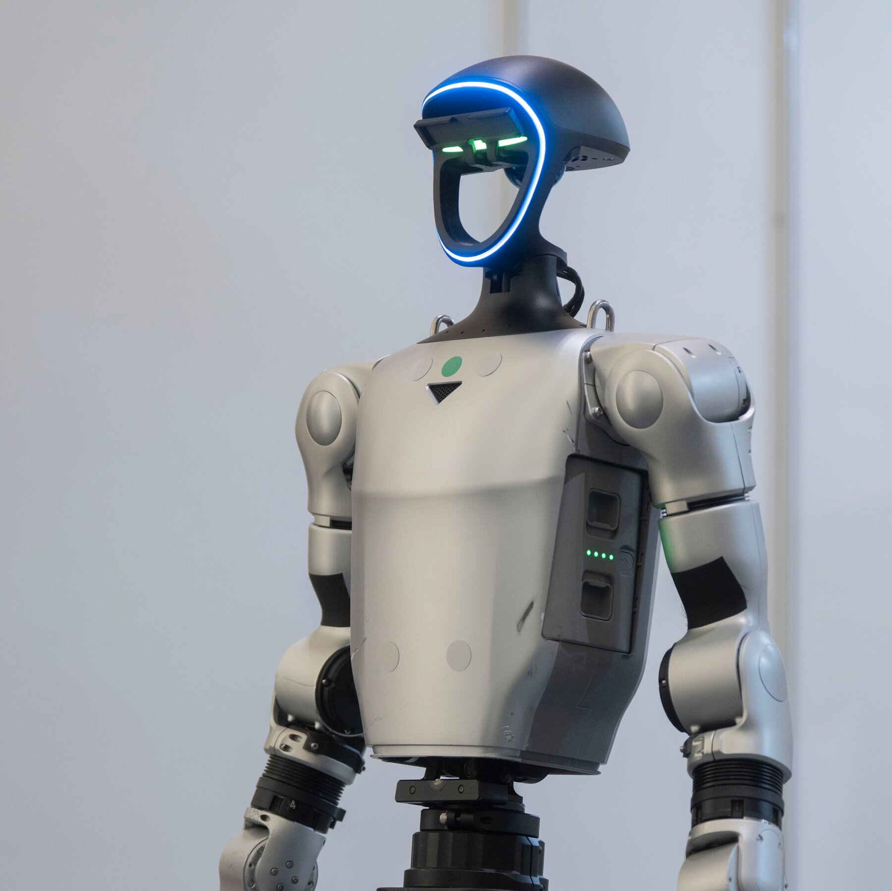 China’s Robots Know Kung Fu and Can Scale Walls. Can They Woo Investors?